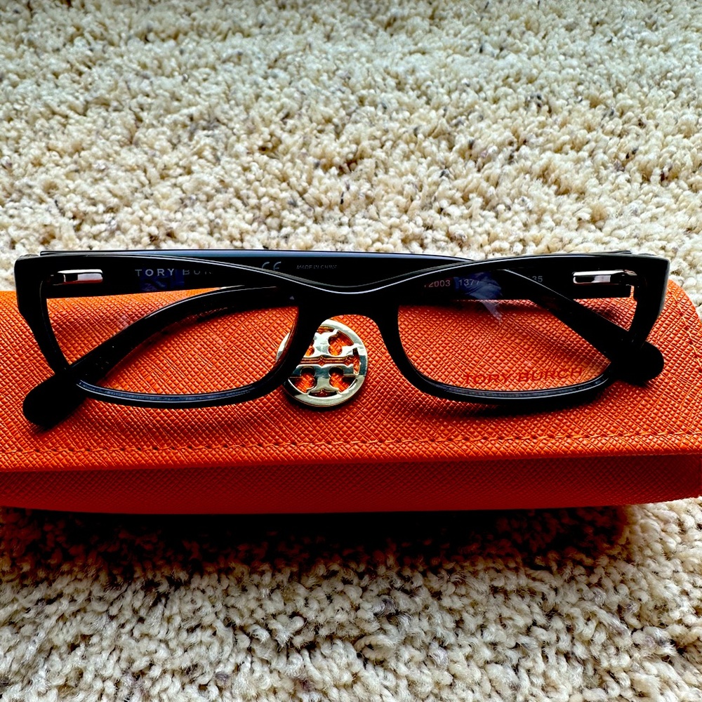 Tory Burch readers